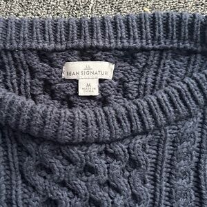 L.L.Bean Fisherman’s Sweater Tunic navy blue medium